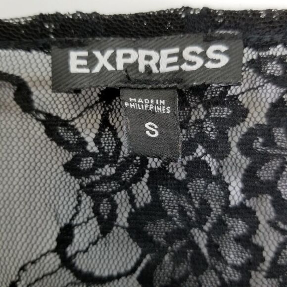 EXPRESS BLACK LACE Short Sleeve Top. Size S. - Picture 2 of 3